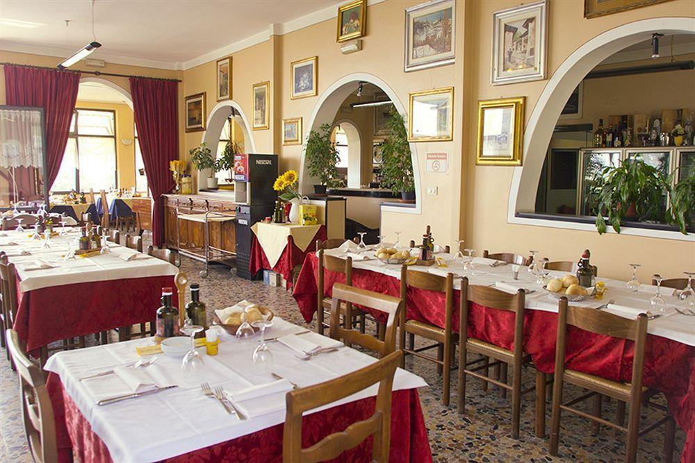Hotel Olivi Salò Kültér fotó