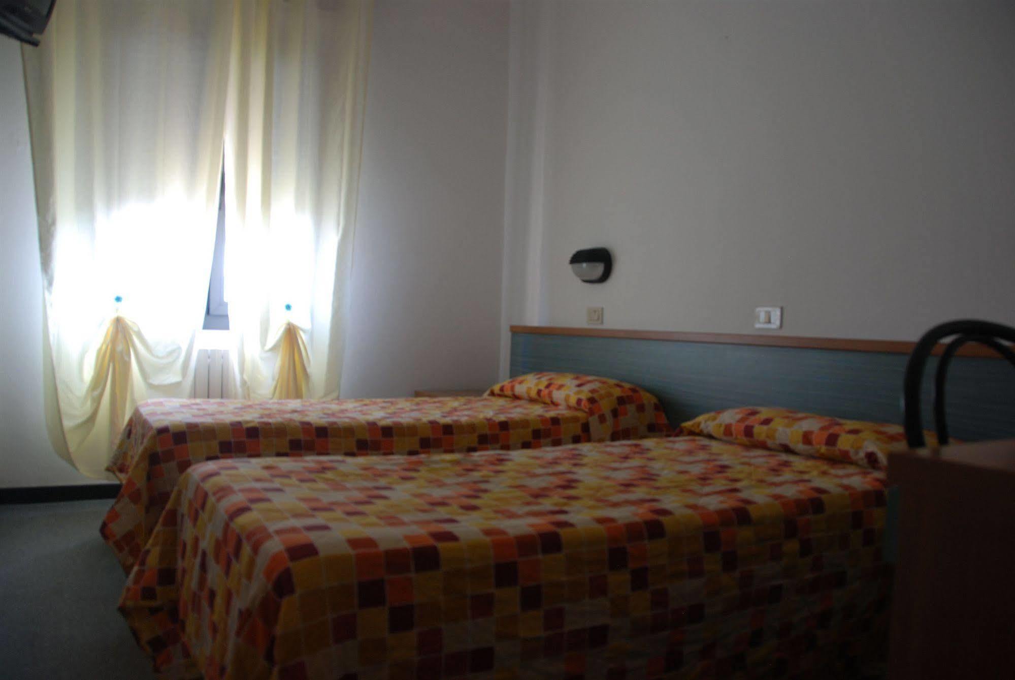 Hotel Olivi Salò Kültér fotó